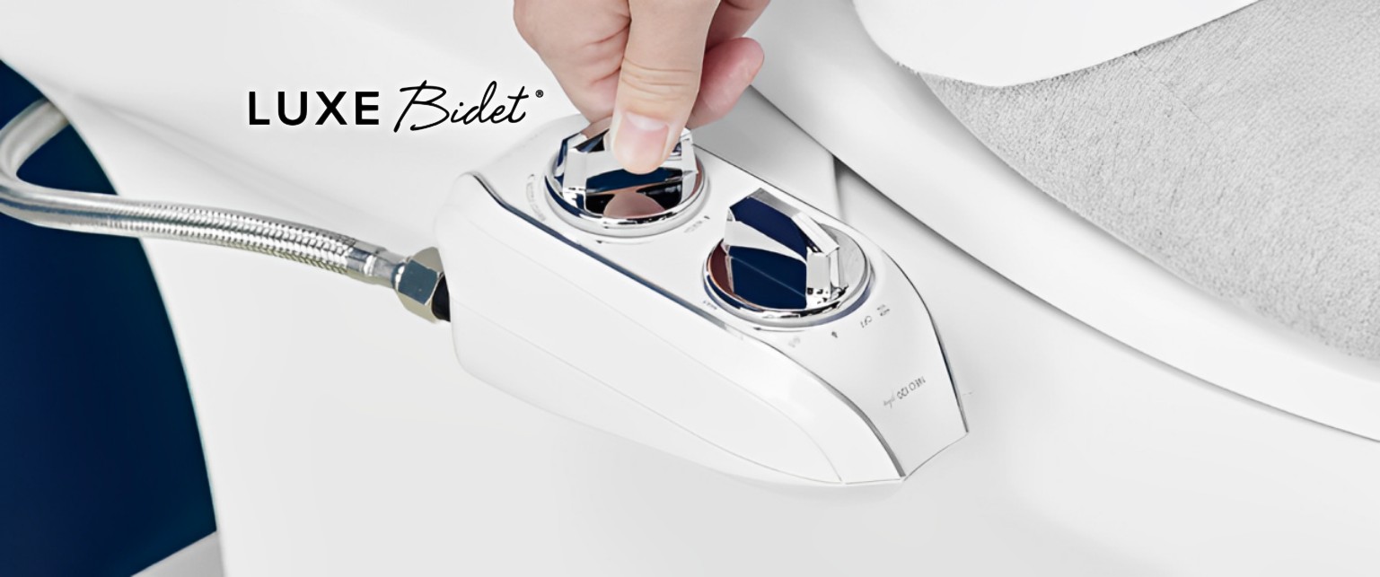 LUXE Bidet logo