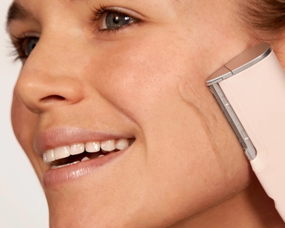 Dermaflash LUXE+ Dermaplaning Device