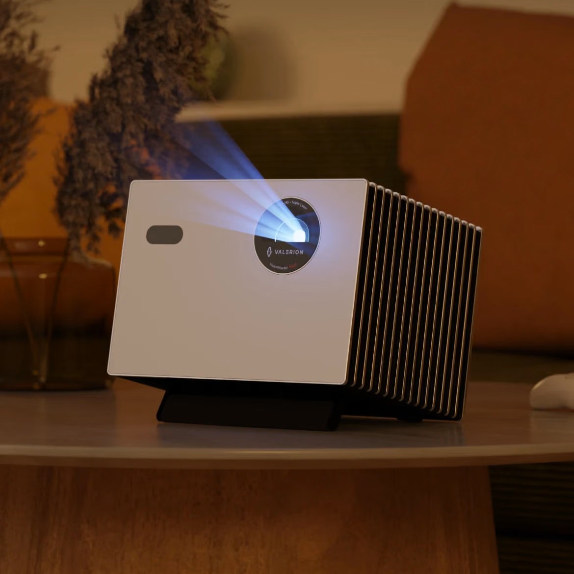 VisionMaster Plus2 | 4K RGB Triple Laser Projector